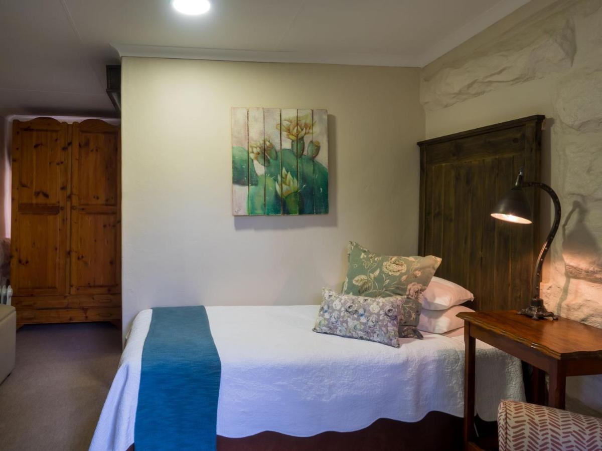 Fouriesburg Country Inn ภายนอก รูปภาพ
