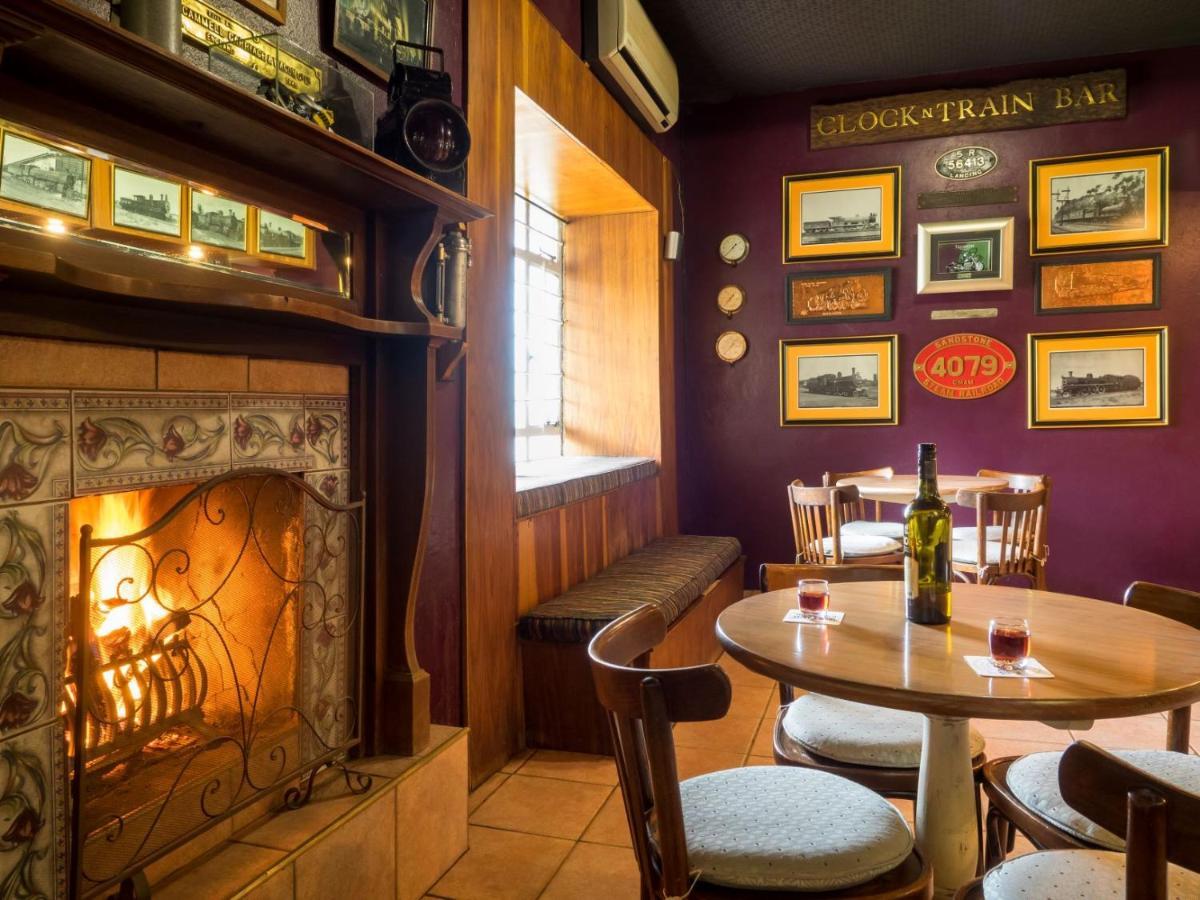 Fouriesburg Country Inn ภายนอก รูปภาพ