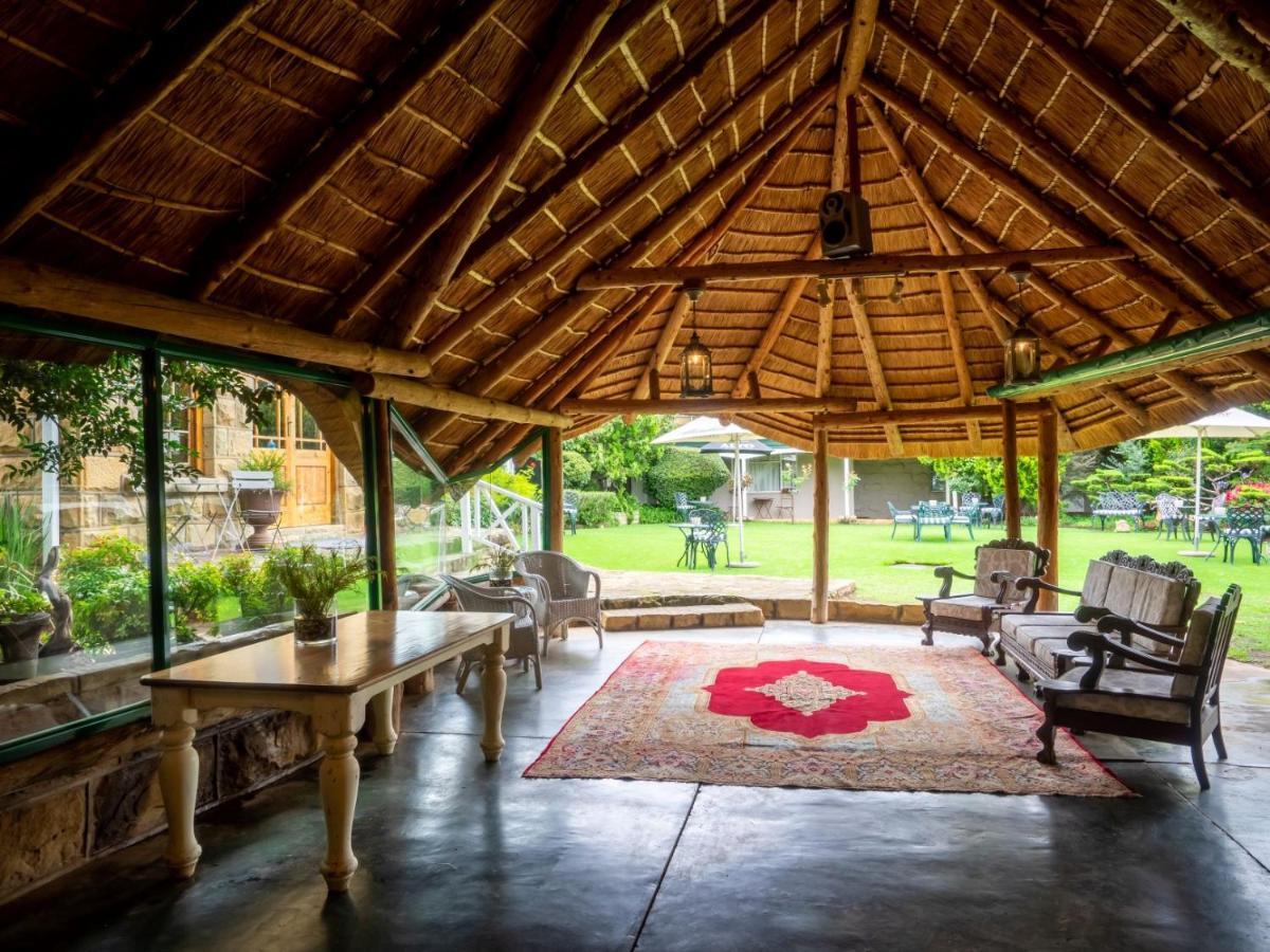 Fouriesburg Country Inn ภายนอก รูปภาพ