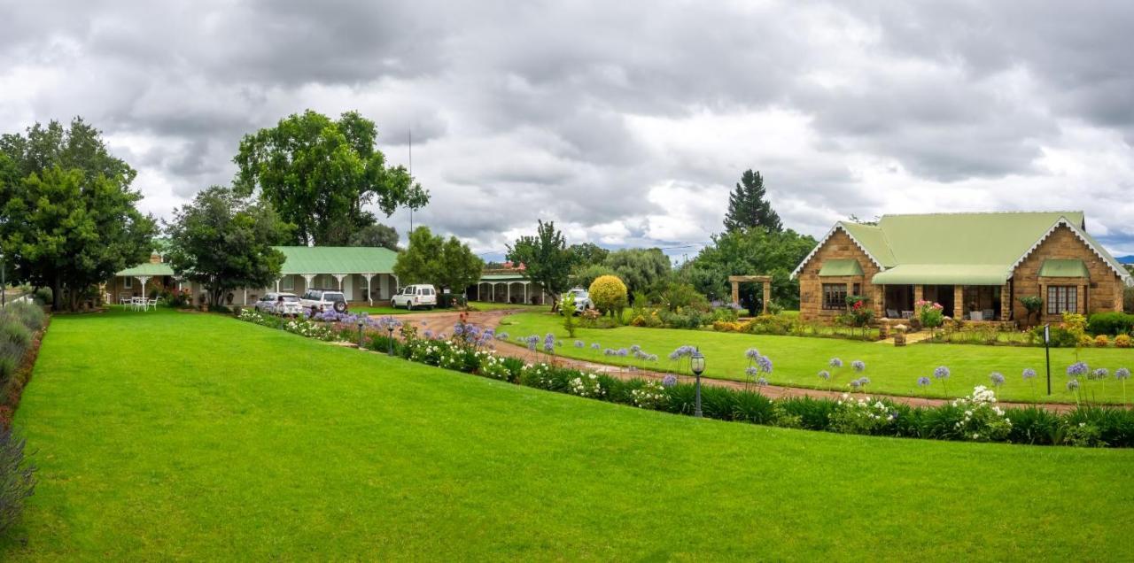 Fouriesburg Country Inn ภายนอก รูปภาพ